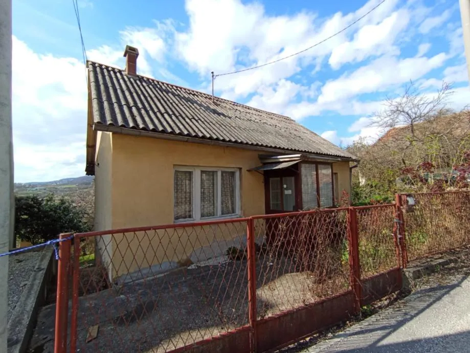 kuća: zagreb (mikulići), 130.00 m2 dva objekta za adaptaciju (prodaja) - slika 2