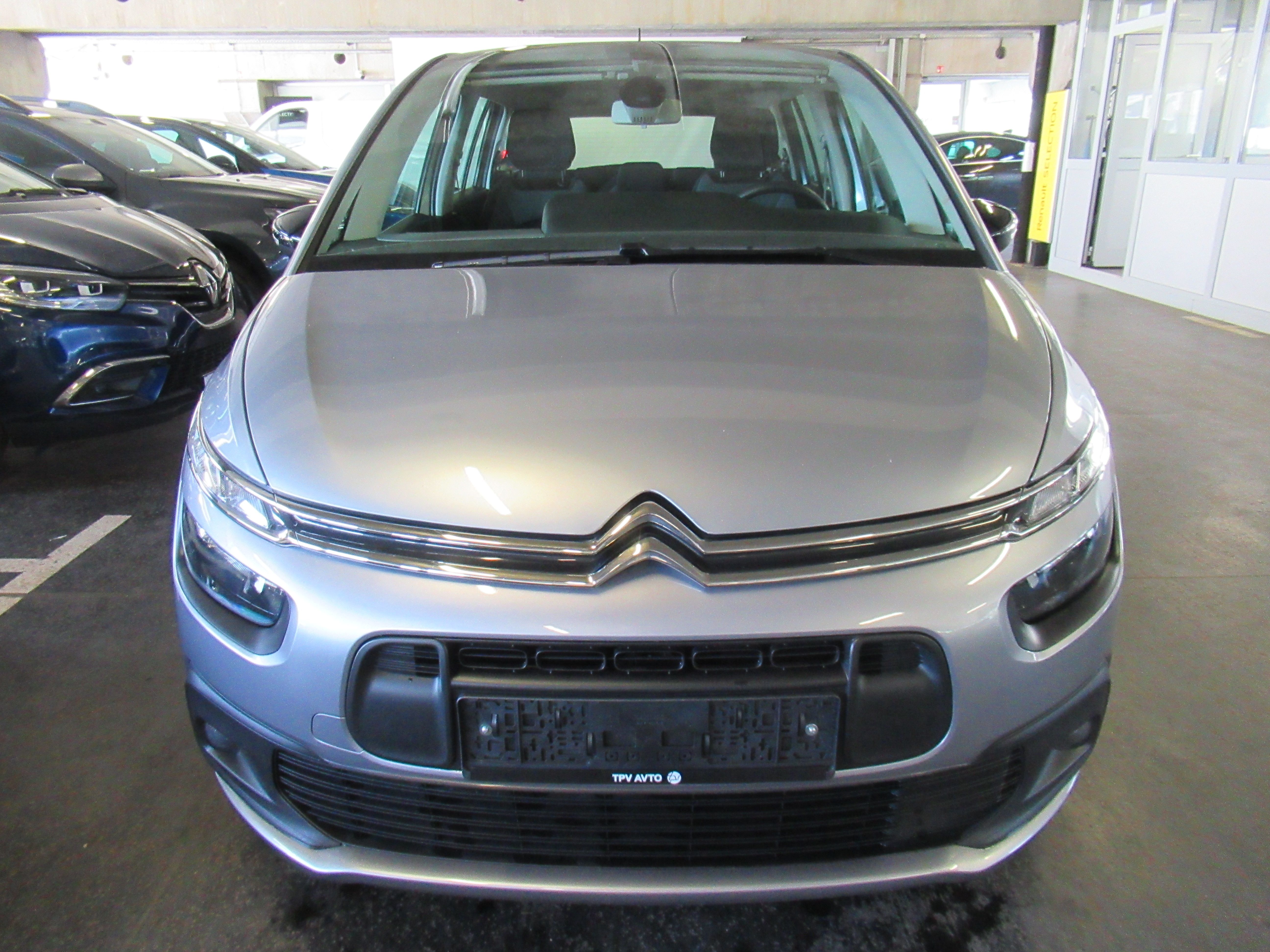 citroen c4 grand space tourer 130 km, 7 sjedala, navi - slika 5