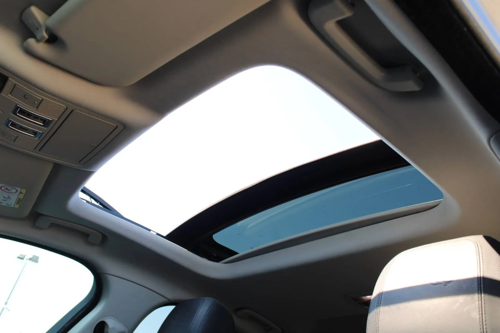 jaguar xe 2.0d awd automatik - slika 11