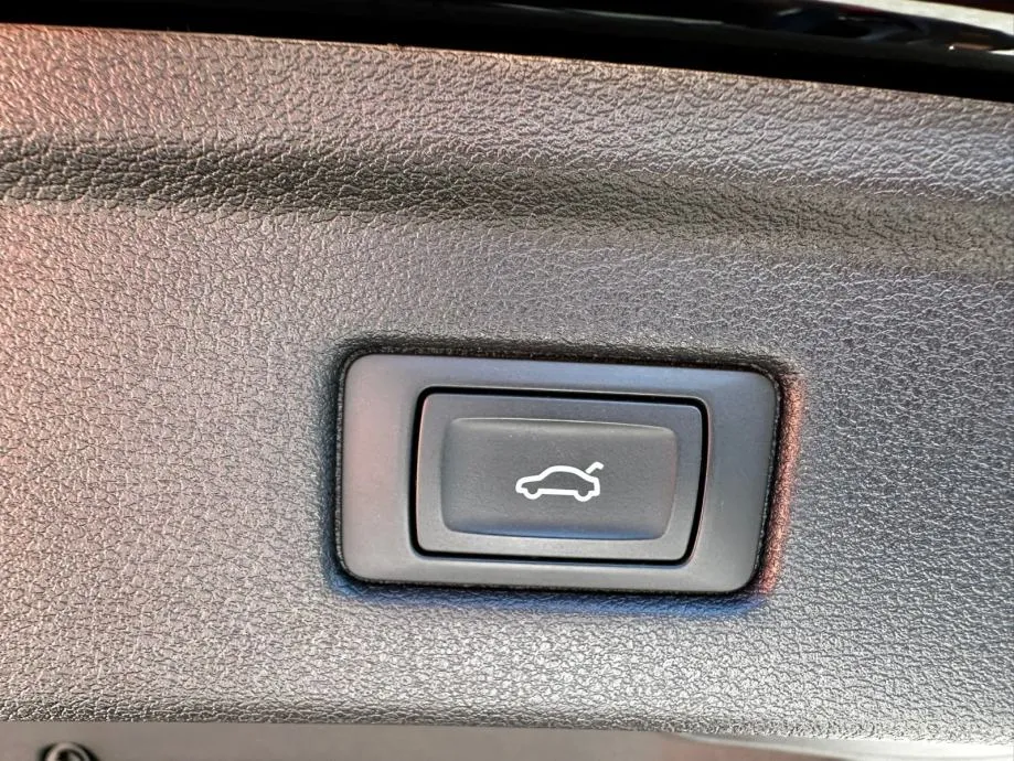 audi a5 sportback 40 tdi automatik •2022.g.•matrix•kamera•150 kw• - slika 18