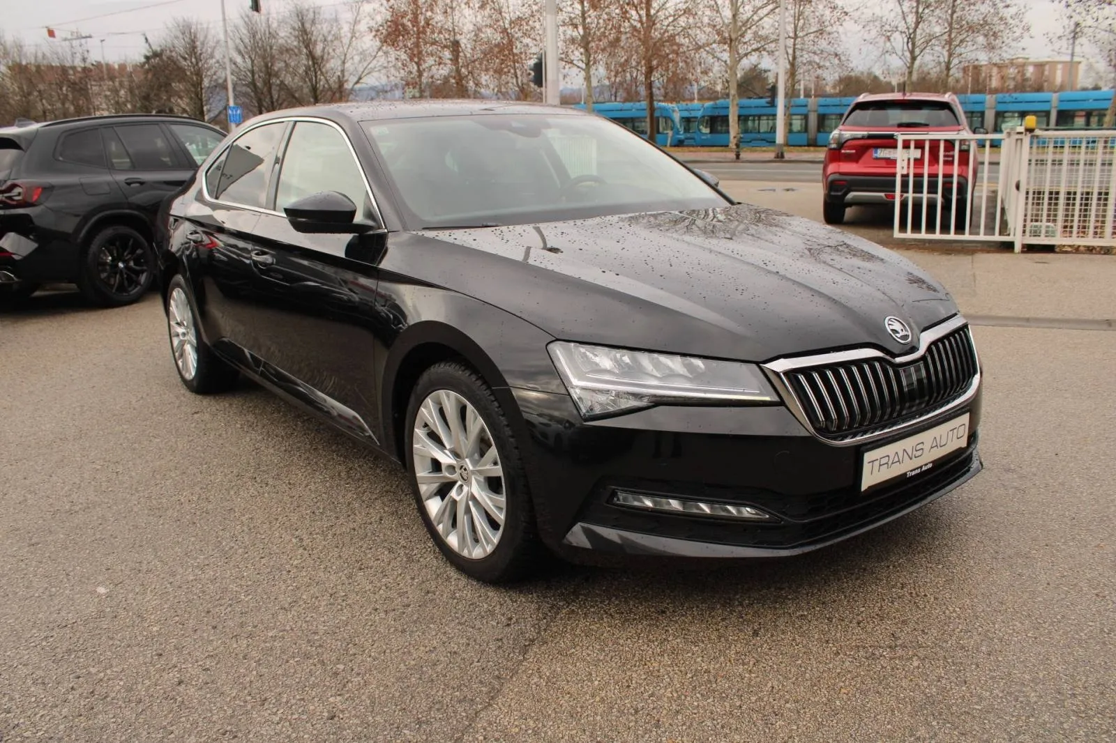 škoda superb 2.0 tdi dsg business *led, navigacija, kamera* - slika 3