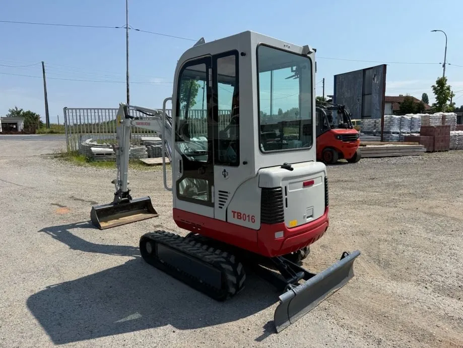 takeuchi tb016 - slika 5