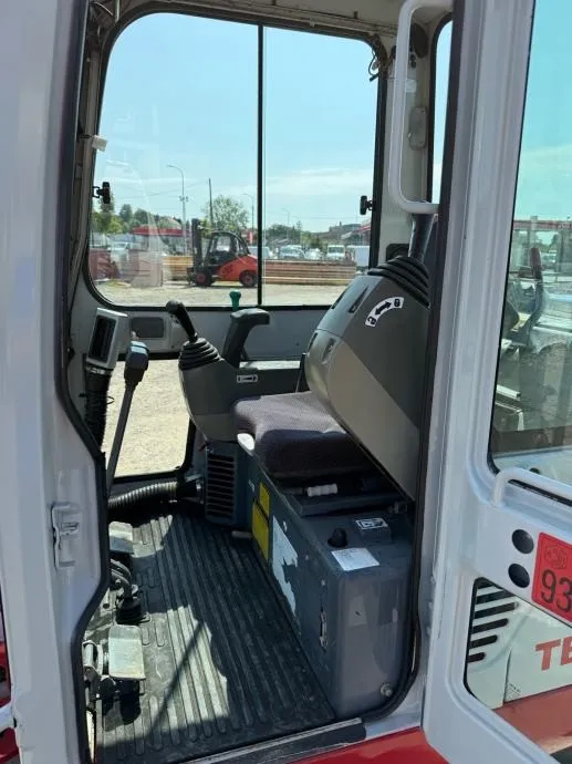 takeuchi tb016 - slika 9