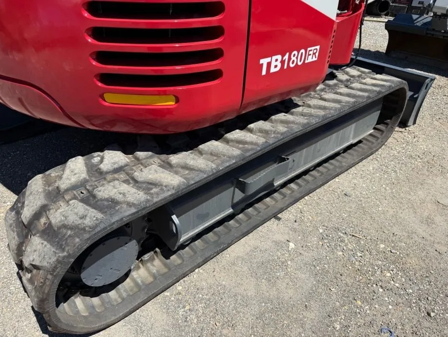 takeuchi tb180fr powertilt - slika 14