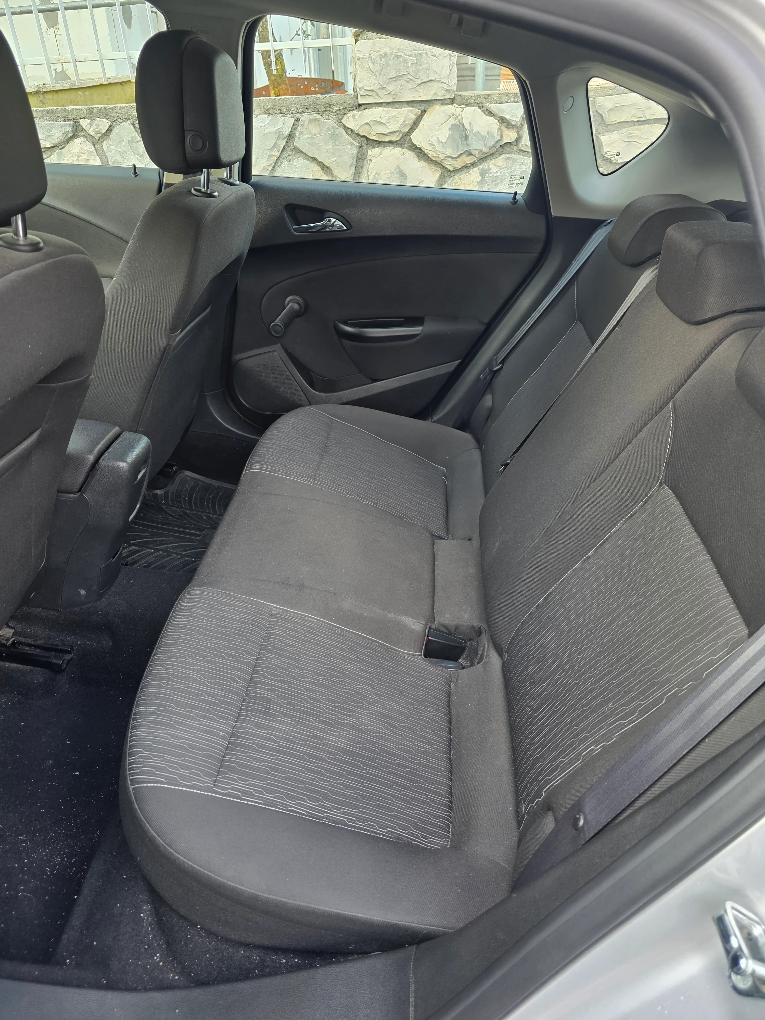 opel astra 1,6 cdti - slika 9