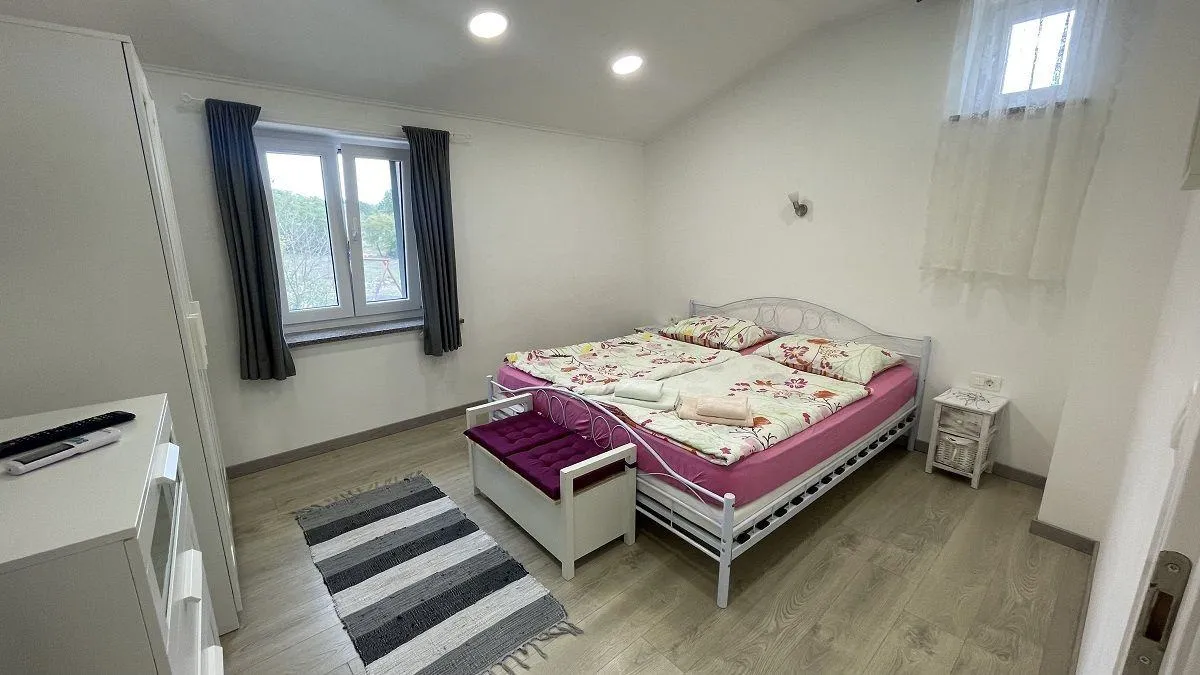 poreč -kamena vila sa bazenom na prodaji (prodaja) - slika 8