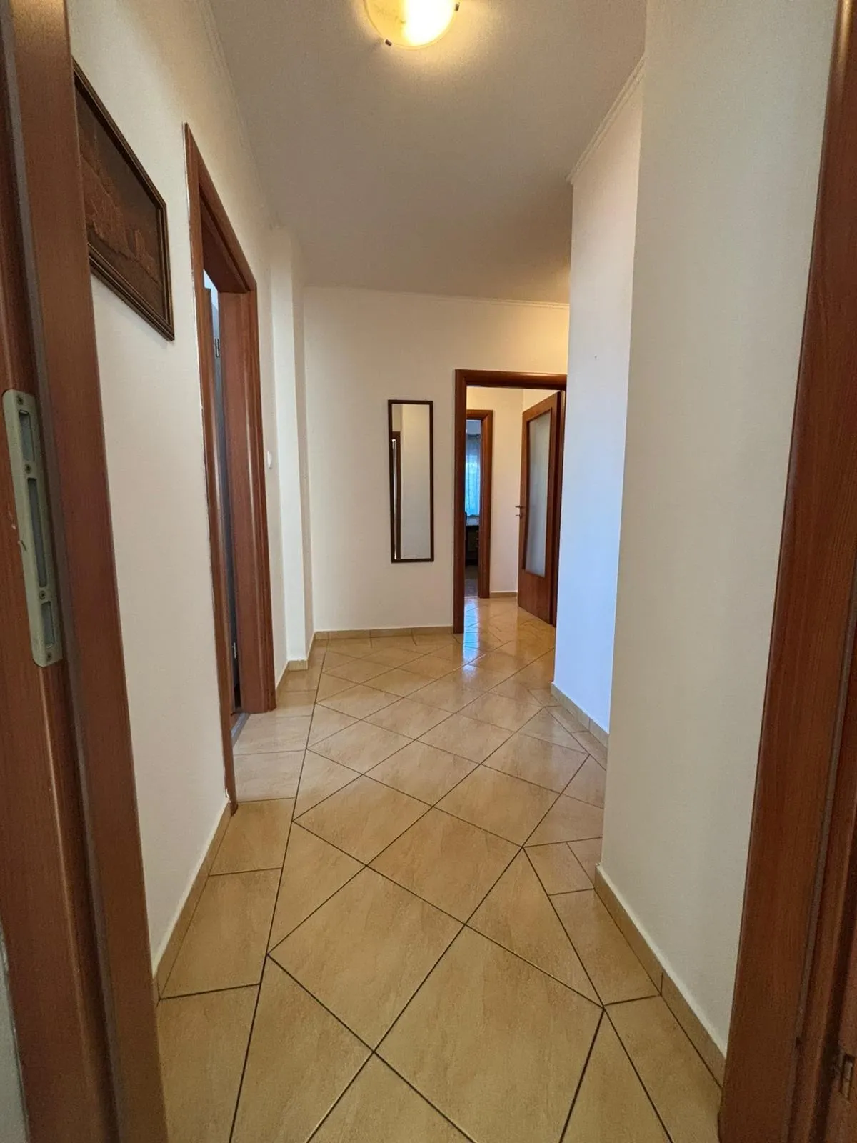 dugoročni najam! trosoban stan: kaštel lukšić, 83.00 m2 - slika 12