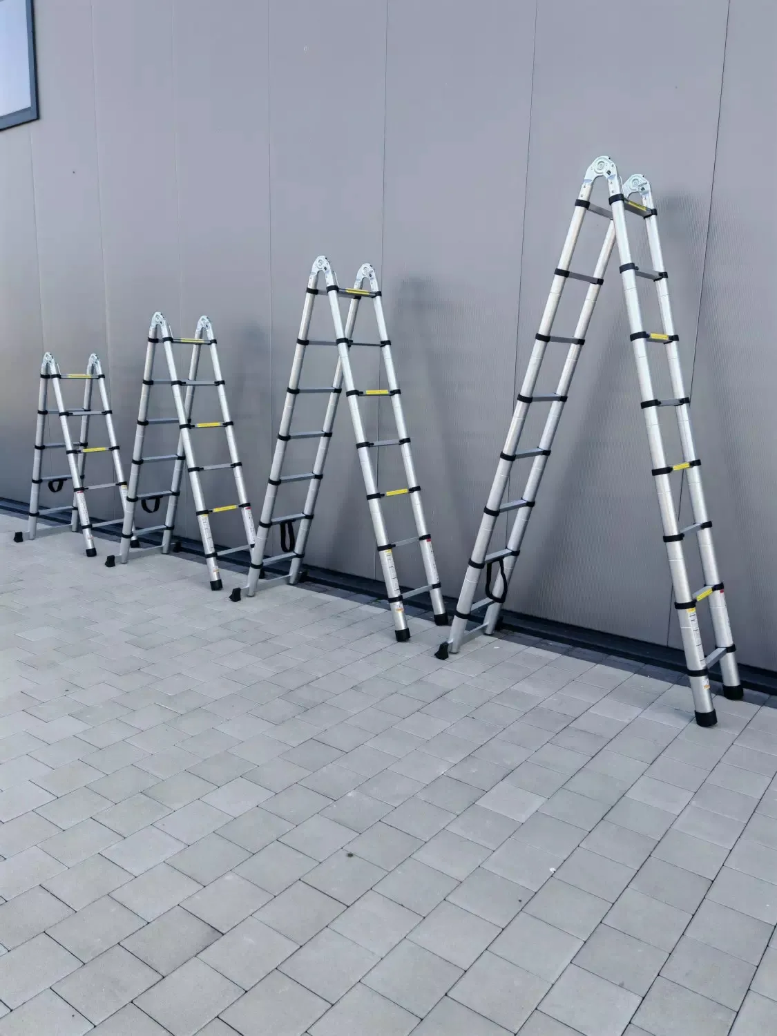 aluminijske teleskopske ljestve dvodijelne 2,20/4,40 m - slika 2