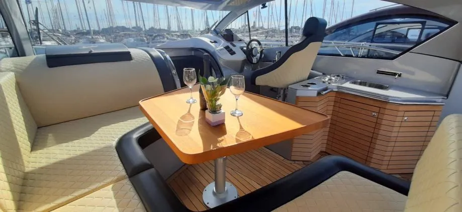 mirakul 40 / charter - rent a dream - slika 18