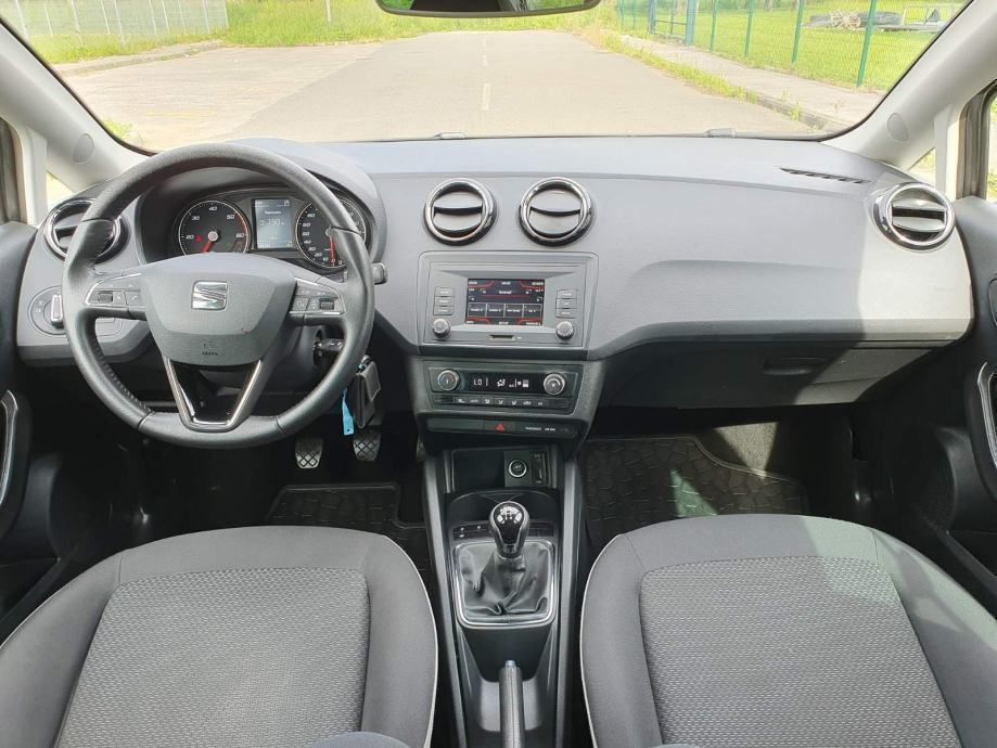 seat ibiza 1,4 tdi 143 000 kilometara 2017 god - slika 11