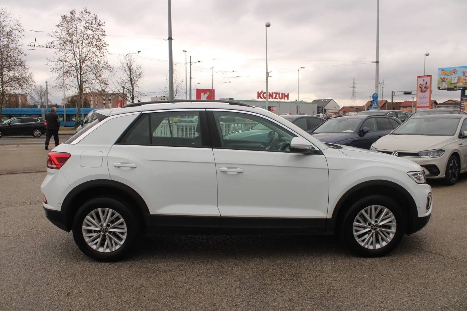 vw t-roc 2.0 tdi dsg *navigacija, kamera* - slika 4