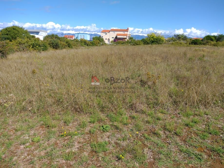 VRSI - Građevinsko zemljište 553m2
