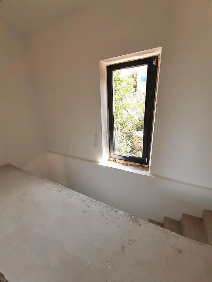 istra, trget, kuća 90 m2 sa bazenom, pogled na more, 450 m od mora - slika 14