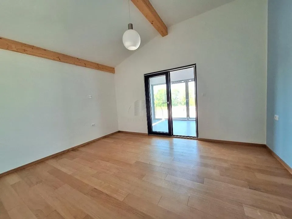 istra, barban, 1.5km od mora, kuća 160 m2 sa bazenom, okućnica 1200 m2 (prodaja) - slika 15