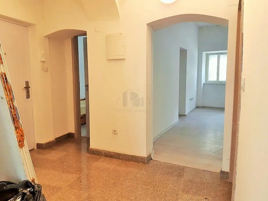 zagreb, strogi centar, dvosobni stan 51 m2, 200 m od trga bana jelačića - slika 6