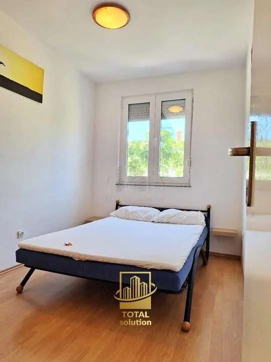 pakoštane, trosobni apartman 56 m2, visoko prizemlje, 400 m od mora - slika 7
