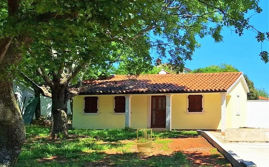 istra, barban, 1.5 km od mora, kuće 200 m2 sa bazenom okućnica 1640 m2 - slika 20
