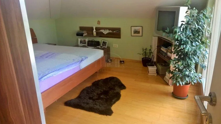 zagreb, podsljeme, djelomično dovršena vila poršine 650 m2 na parceli 3500 m2 - slika 16