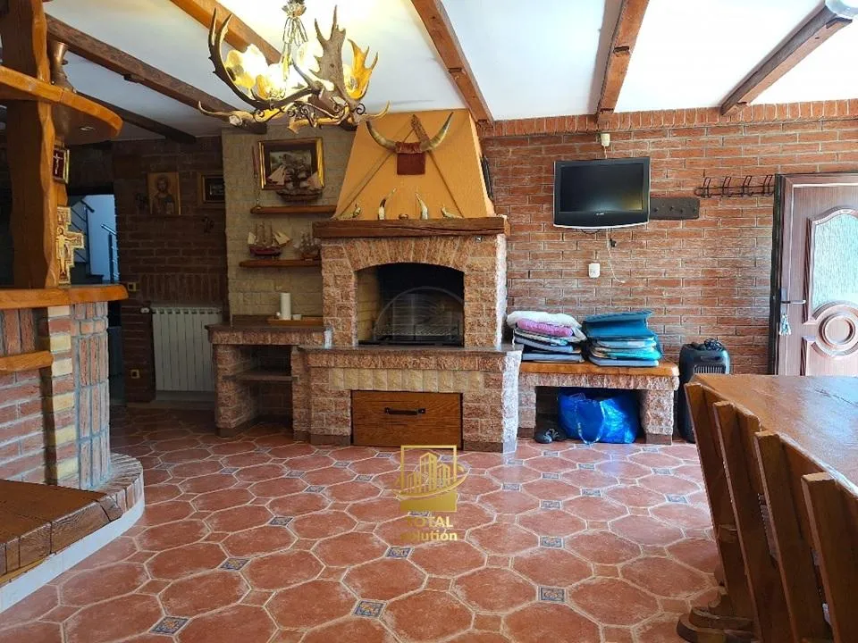 zagreb, podsljeme, ekskluzivna vila 550 m2 i ost. na parceli 2800 m2 (prodaja) - slika 44