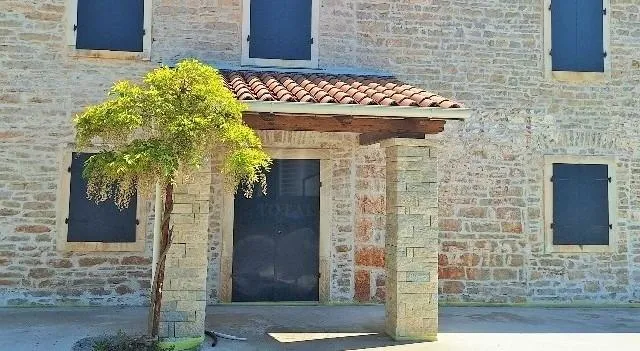 istra, barban, obnovljena stancija 180 m2 sa bazenom, okućnica 2000 m2 - slika 3