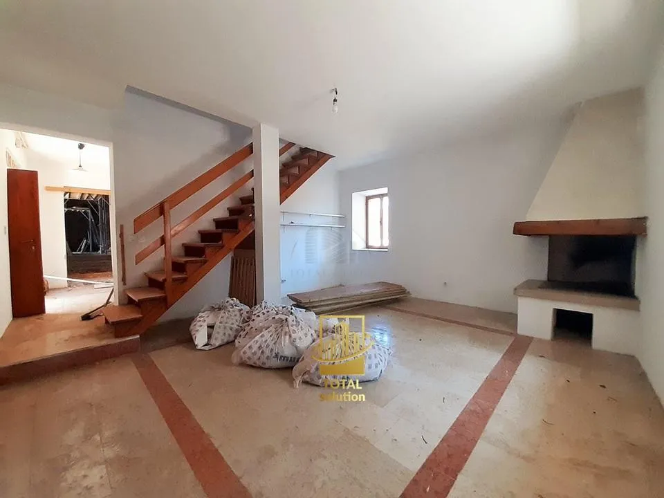 istra, barban, 1.5 km od mora, kuće 200 m2 sa bazenom okućnica 1640 m2 - slika 8
