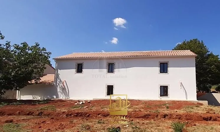 istra, barban, obnovljena stancija 180 m2 sa bazenom, okućnica 2000 m2 - slika 9