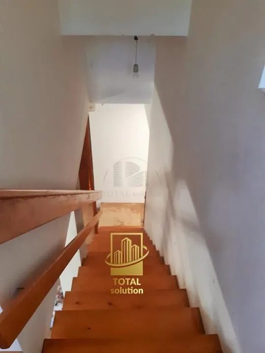 istra, barban, 1.5 km od mora, kuće 200 m2 sa bazenom okućnica 1640 m2 - slika 10