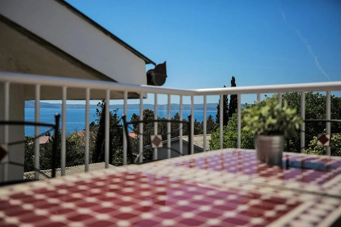 Novi Vinodolski, 40.37 m2 dvoiposobni apartman, 100 m od mora