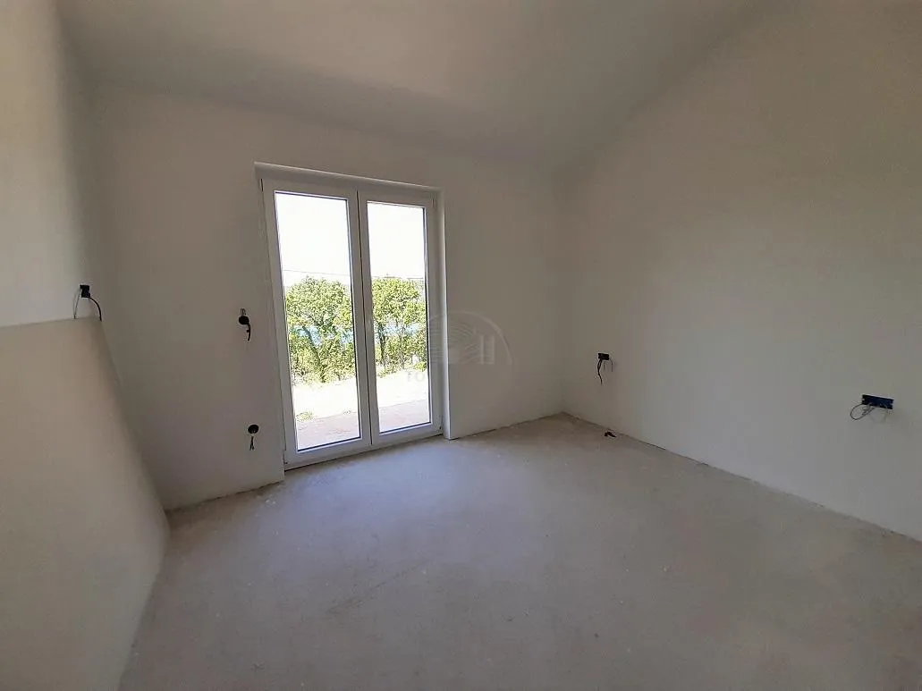 istra, trget, kuća 82 m2 sa bazenom, pogled na more, 450 m od mora - slika 8