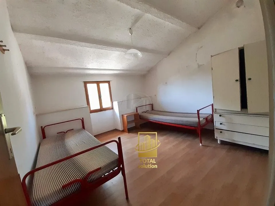 istra, barban, 1.5 km od mora, kuće 200 m2 sa bazenom okućnica 1640 m2 - slika 14