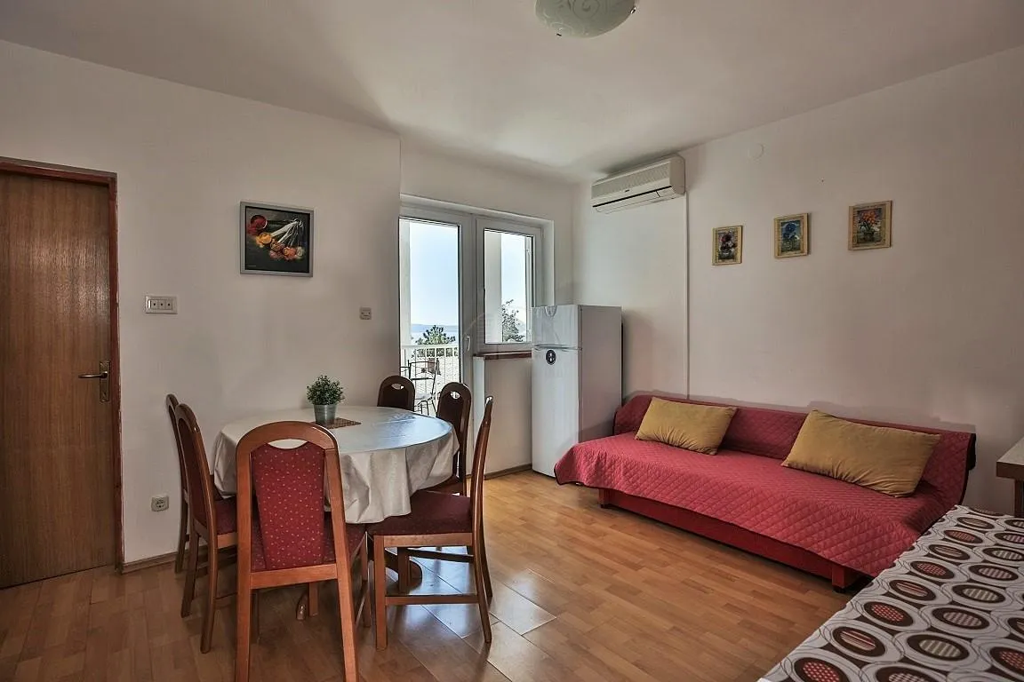 Novi Vinodolski, 40.37 m2 dvoiposobni apartman, 100 m od mora