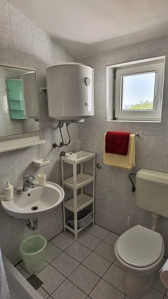 novi vinodolski, 40.37 m2 dvoiposobni apartman, 100 m od mora - slika 10