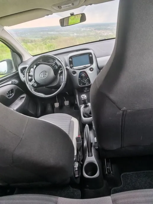 toyota aygo 1,0 vvt-i - slika 10