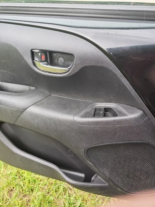 toyota aygo 1,0 vvt-i - slika 12