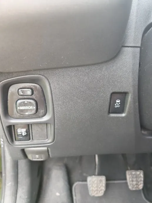 toyota aygo 1,0 vvt-i - slika 18