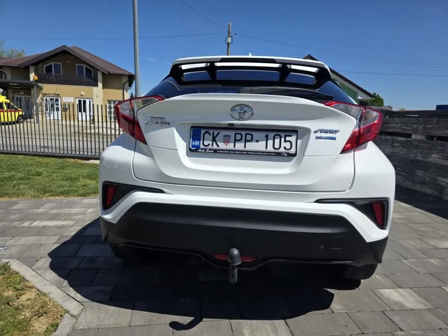 toyota c-hr 1,2 turbo - slika 5