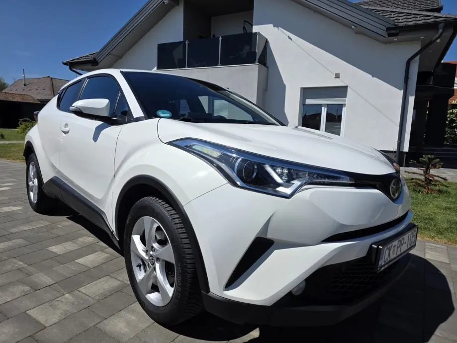 toyota c-hr 1,2 turbo - slika 3