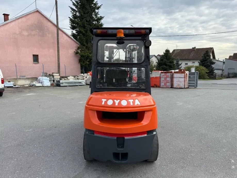 toyota f35 diesel - slika 4