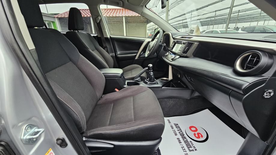 toyota rav4 2,0 d-4d,4x4,climatronic,tempomat,kamera,alu 18,jamstvo - slika 9