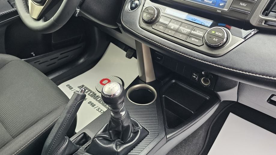 toyota rav4 2,0 d-4d,4x4,climatronic,tempomat,kamera,alu 18,jamstvo - slika 14