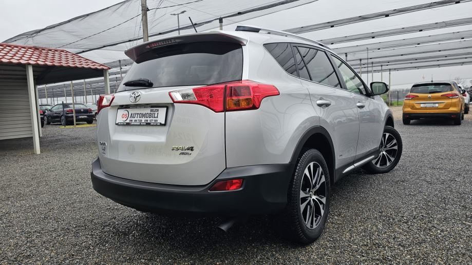 toyota rav4 2,0 d-4d,4x4,climatronic,tempomat,kamera,alu 18,jamstvo - slika 2