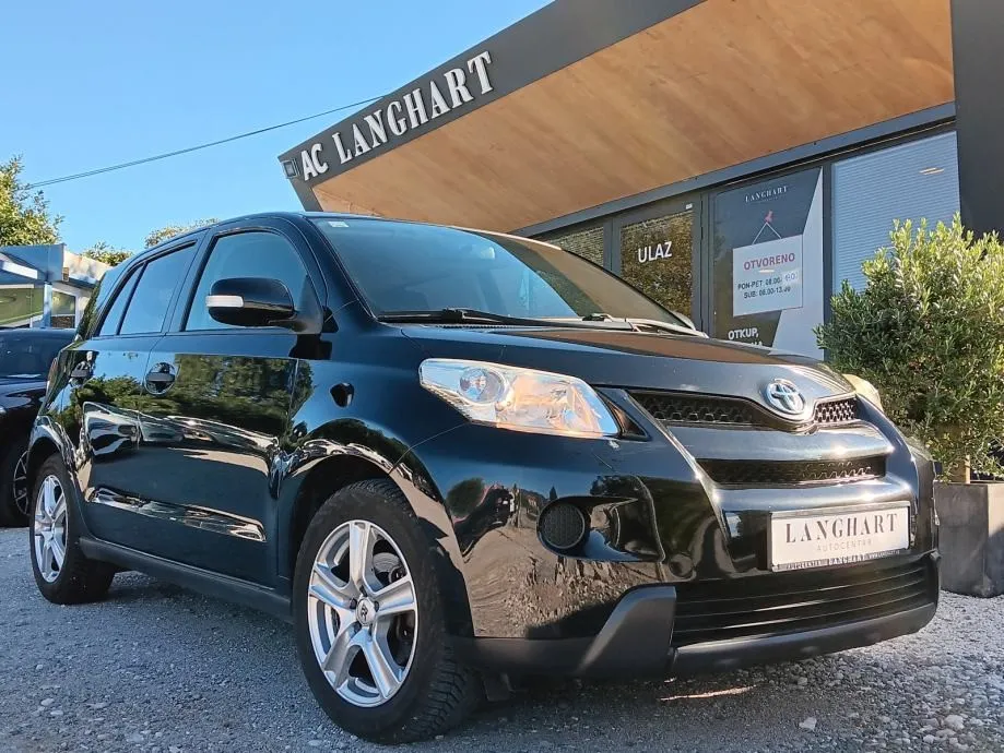 Toyota Urban Cruiser 1,33,Servisna,Reg.do 08/2026 - Kastav