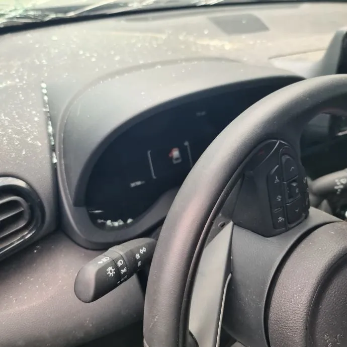 toyota yaris cross 1.5 hev automatik - slika 5