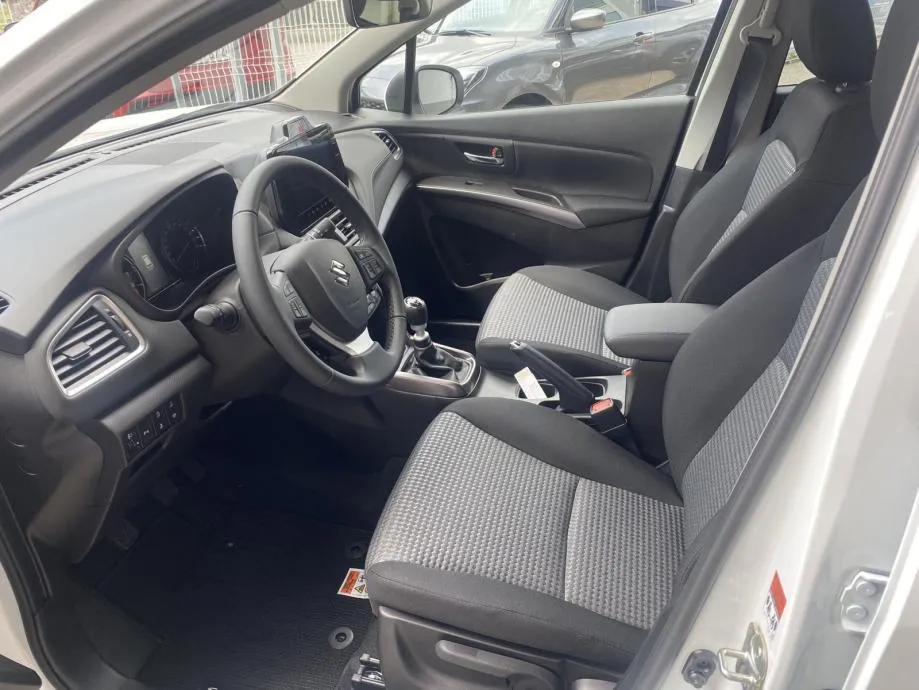 suzuki sx4 s-cross 1,4 gl+ premium 2wd hybrid 48v - novi model!!! - slika 9