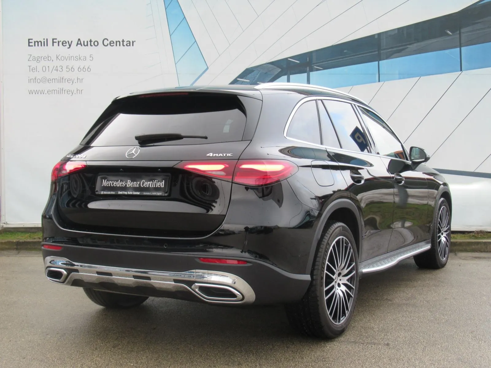 mercedes-benz glc 220 d 4matic avantgarde advanced plus - slika 6