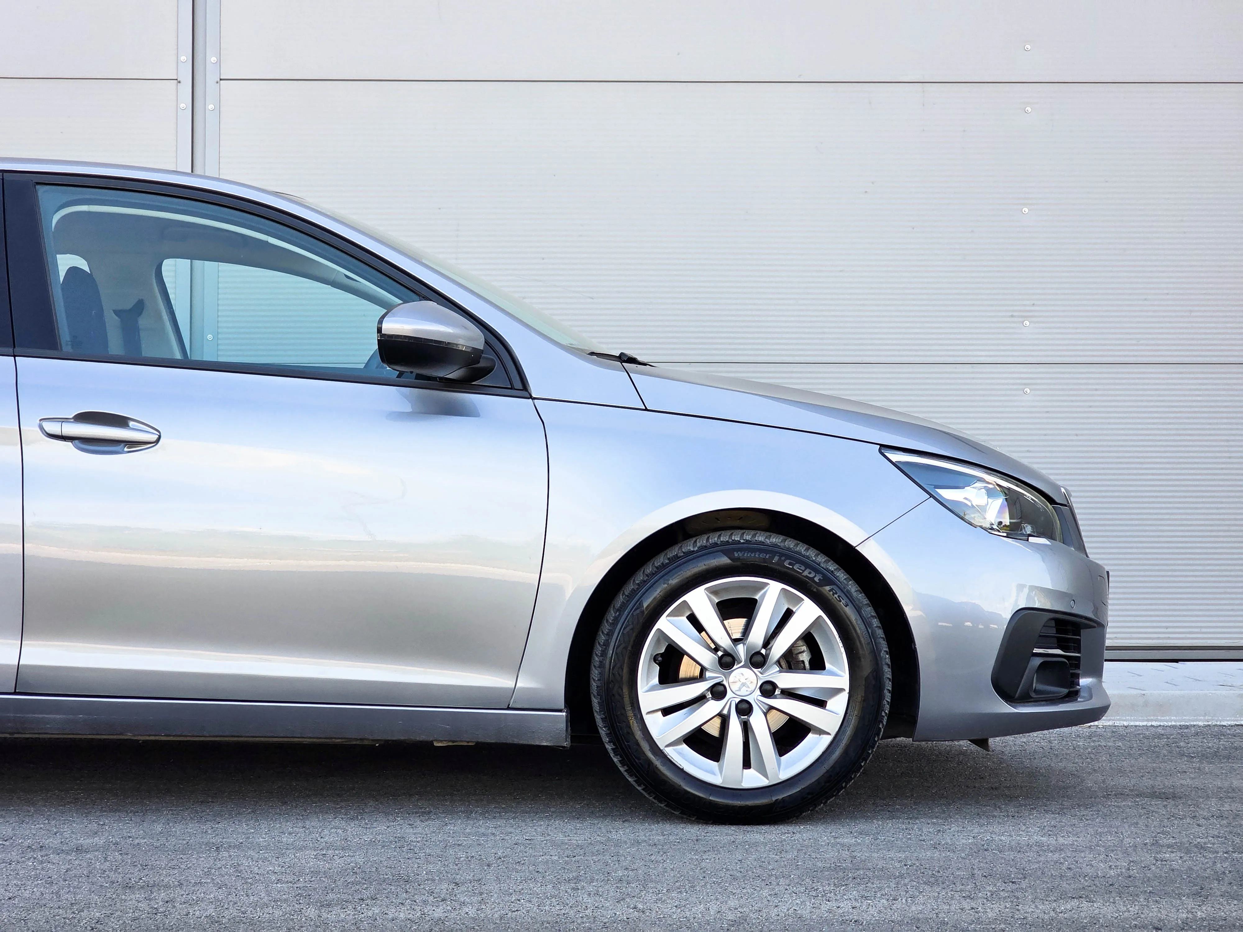 peugeot 308 1,5bluehdi |hr auto |novi lanac |2seta guma| serv |jamstvo - slika 11