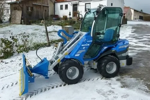 utovarivač multione 6.3 sa teleskopom i pogonom 4 x 4 - slika 10