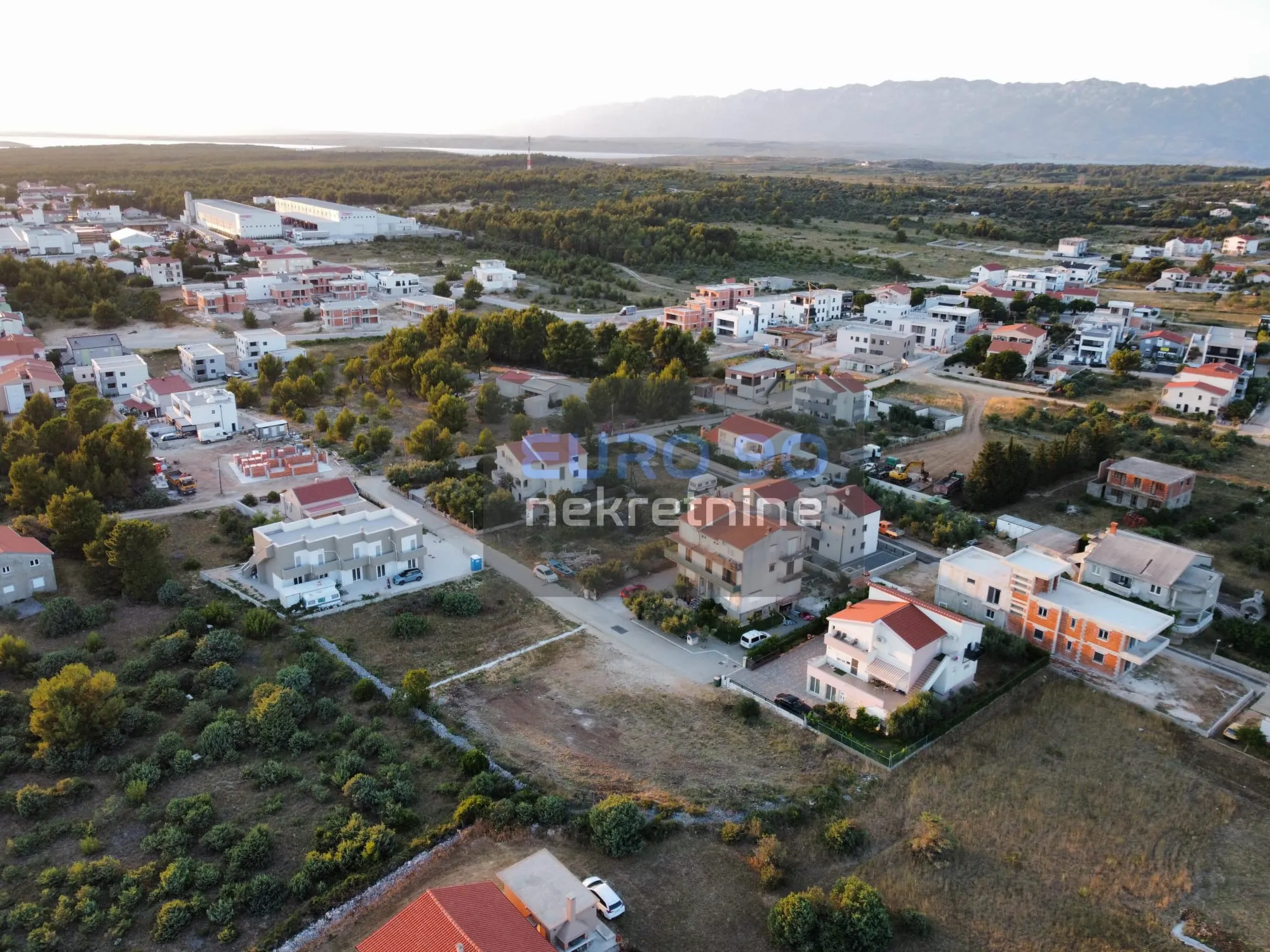 vrsi (mulo)- građevinsko zemljište 1094 m2, lijepa lokacija !!! - slika 4