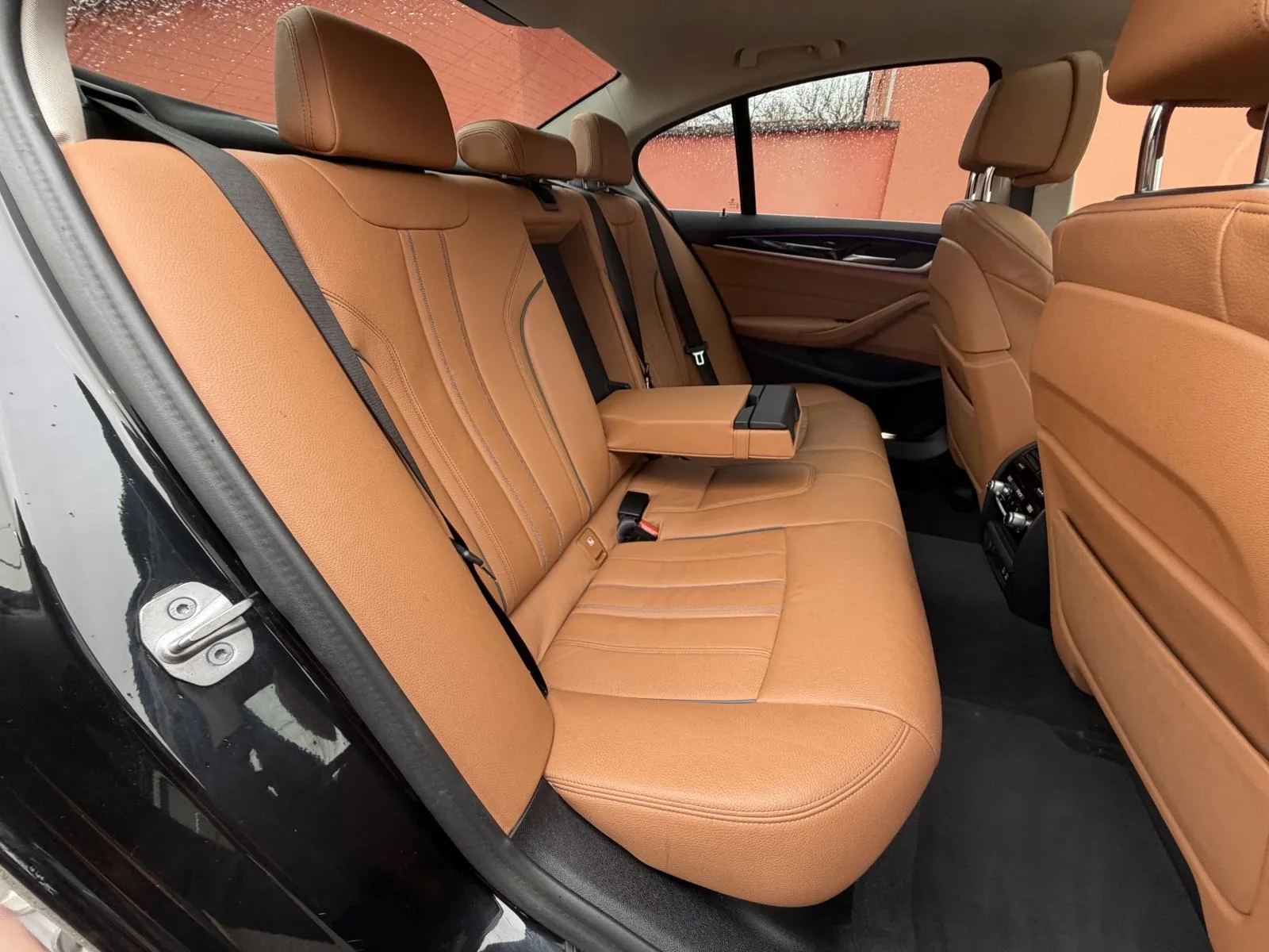 bmw serija 5 530d automatik•2023.g.•laser•kamera•leasing - slika 18