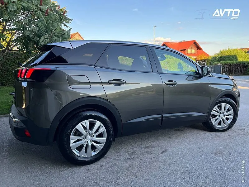 peugeot 3008 1.5 bluehdi 130 active-1 vlasnik-alu-navi-pdc-led - slika 4